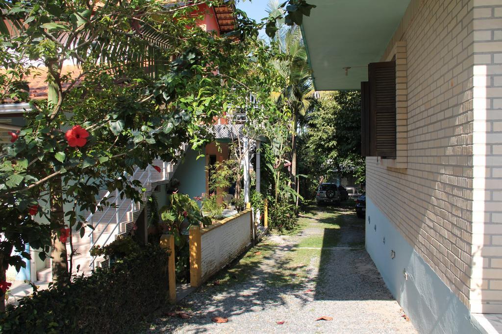 Hotel Residencial Aracua Bombinhas Exterior foto